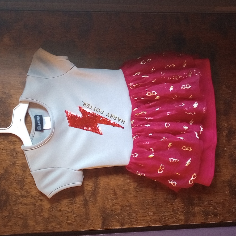 GUC Harry Potter Sequin Bolt Dress Size 4/5